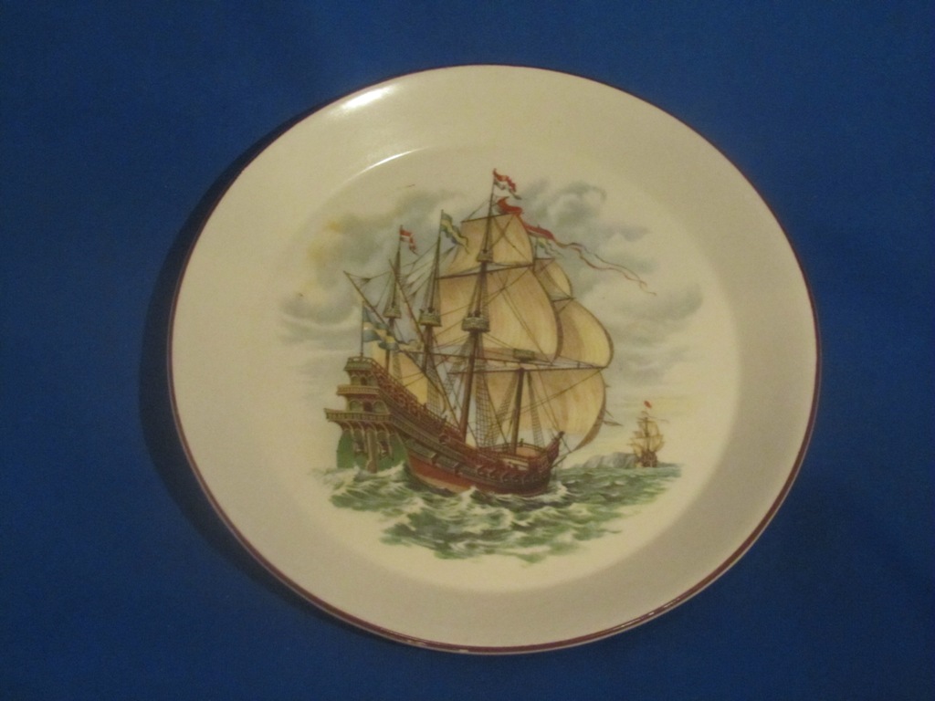 Coryfo Ceramics Company ship plate